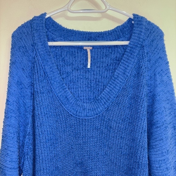 Free People Sunday V-Neck Sweater Cerulean Blue OB910486 - Picture 7 of 11